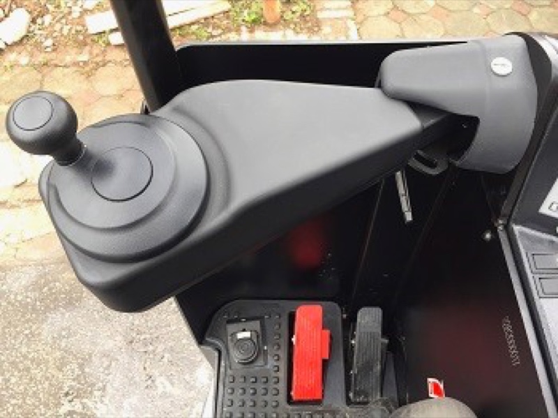 Vô lăng lái của CQD20RV