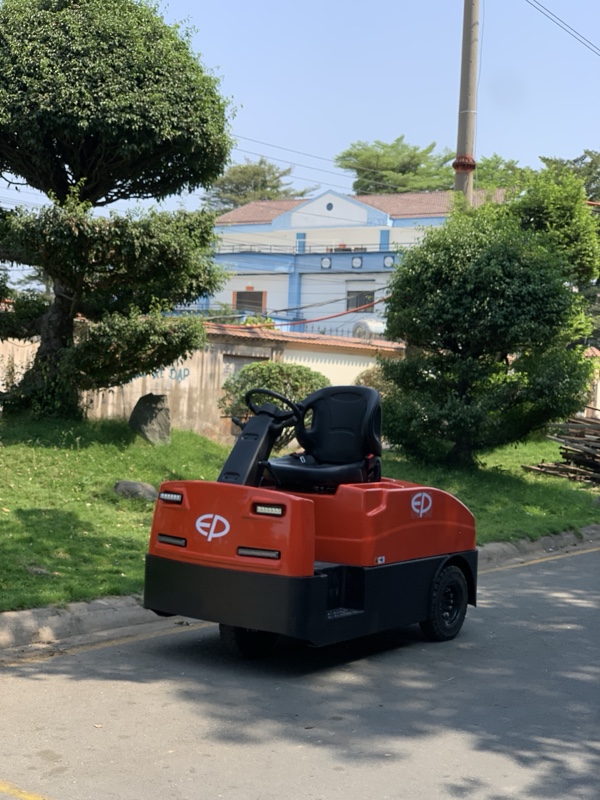 Xe đầu kéo điện QDD30TSC