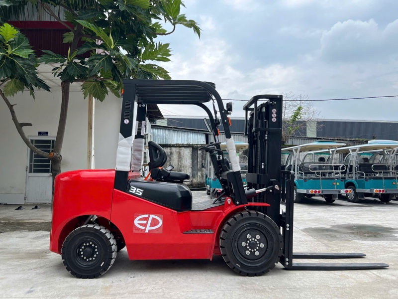 Xe nâng dầu ngồi lái CPCD35H3