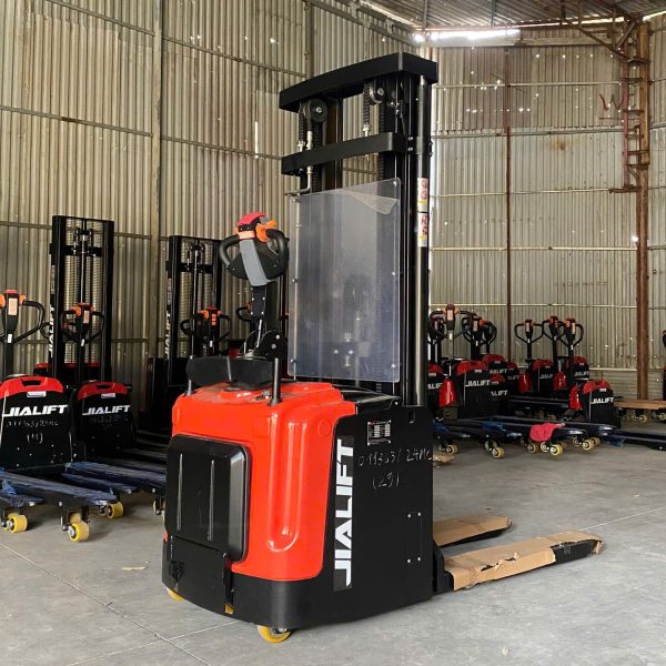 XE NÂNG ĐIỆN STACKER 2 TẤN CL2030GA/CL2032GA/CL2045GA